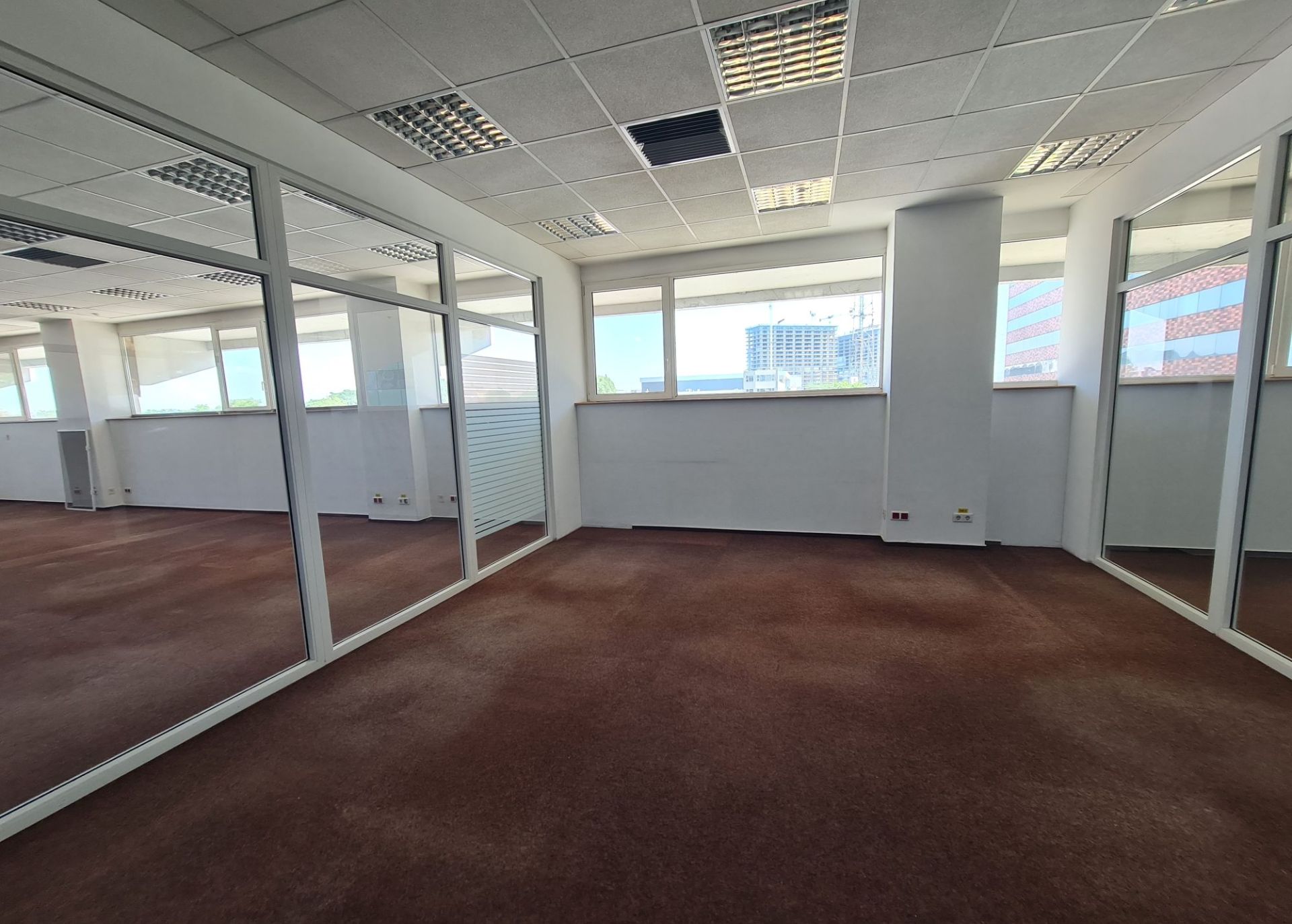 Conect 1 - et. 1 - 808 m2 poza 3 2000x1430.jpg